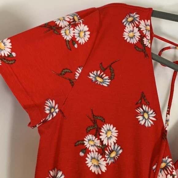 H&M Red Floral Daisy Summer Romper - Picture 2 of 7